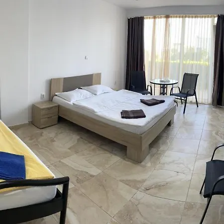 Casa Bellevue Gazde/Camere de închiriat *