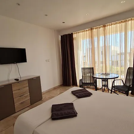 Homestay Casa Bellevue Costinesti