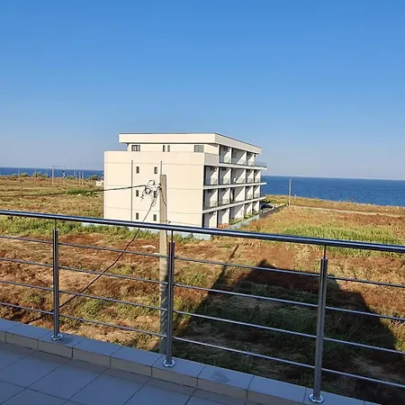Homestay Casa Bellevue Costinesti